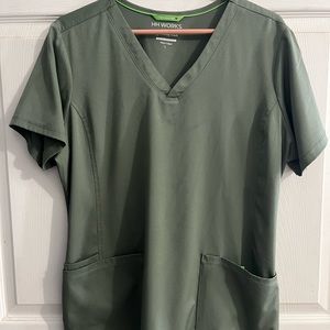 Brand name new scrubs size large. Grey’s Anatomy, Barco One, Med Couture & HH